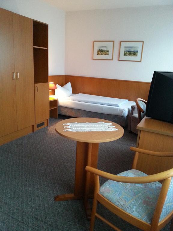 Hotel Park Eden บัดเบลลิงเงน ภายนอก รูปภาพ